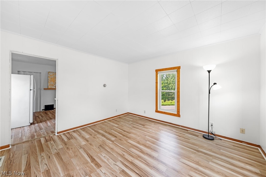 192 1st Street NE Barberton OH 44203