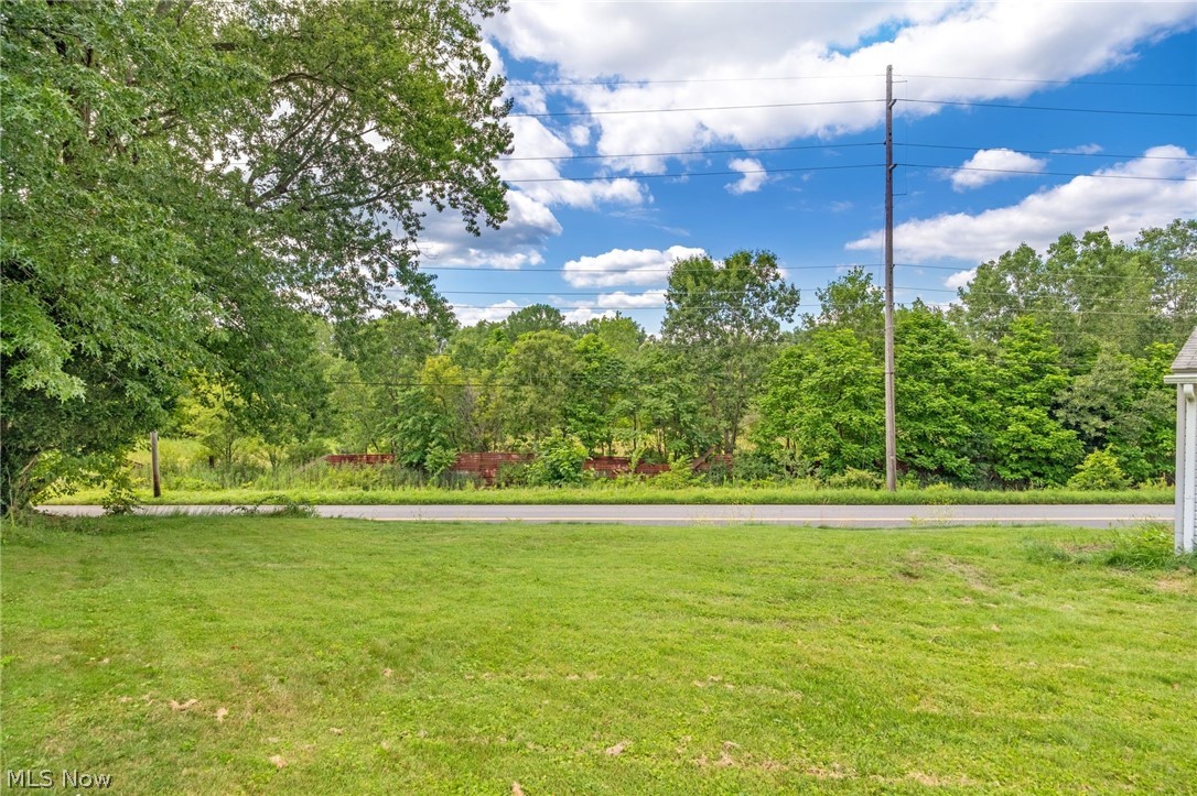 192 1st Street NE Barberton OH 44203