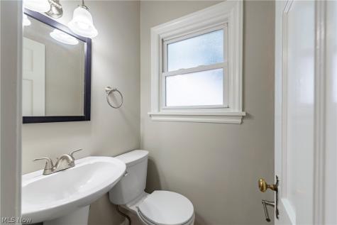 4025 Meadowbrook Boulevard University Heights OH 44118