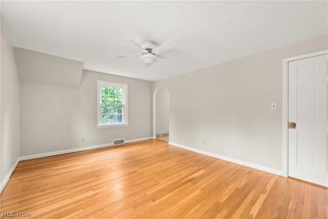 4025 Meadowbrook Boulevard University Heights OH 44118