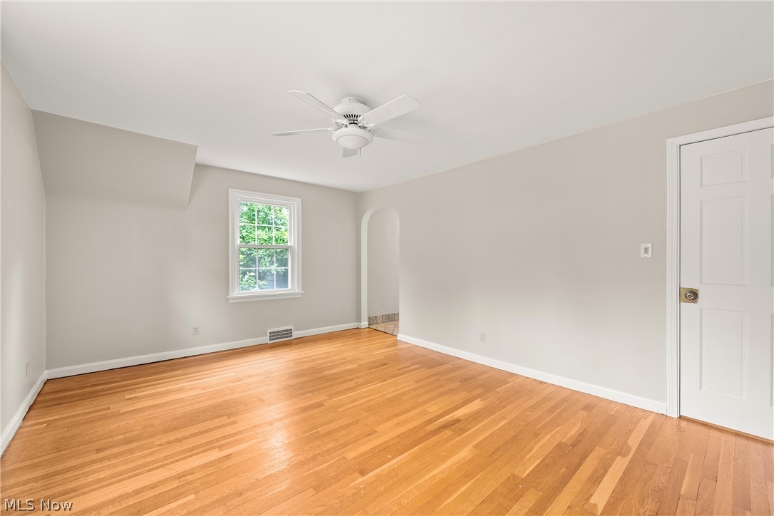 4025 Meadowbrook Boulevard University Heights OH 44118