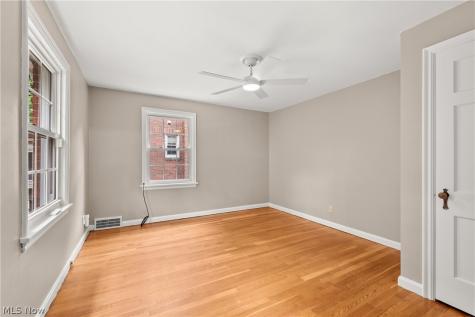 4025 Meadowbrook Boulevard University Heights OH 44118