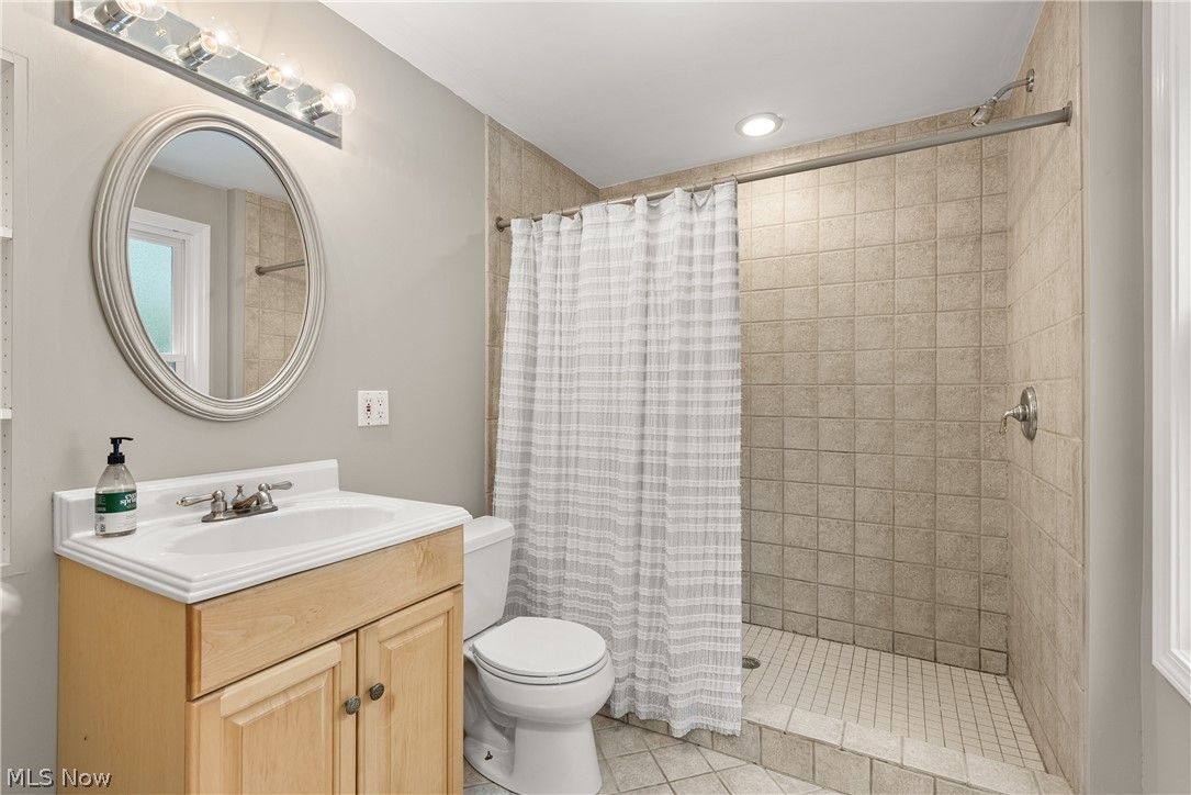 4025 Meadowbrook Boulevard University Heights OH 44118
