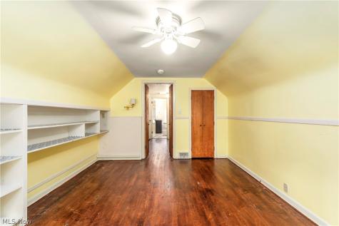 4025 Meadowbrook Boulevard University Heights OH 44118