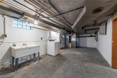 4025 Meadowbrook Boulevard University Heights OH 44118