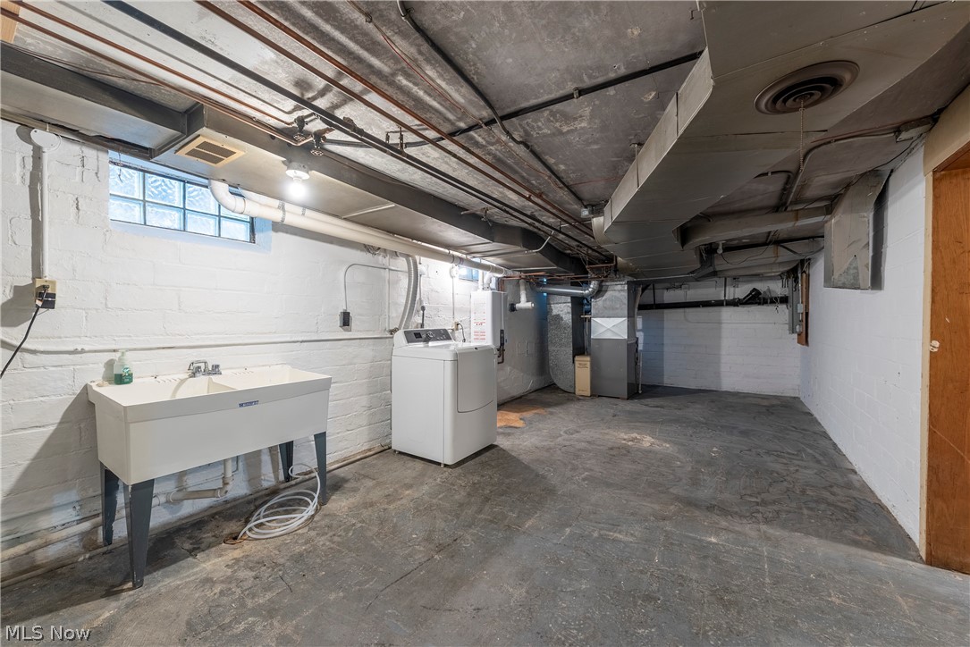 4025 Meadowbrook Boulevard University Heights OH 44118
