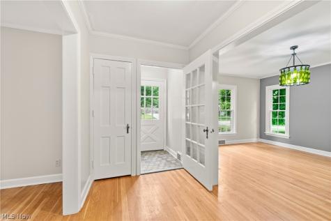 4025 Meadowbrook Boulevard University Heights OH 44118