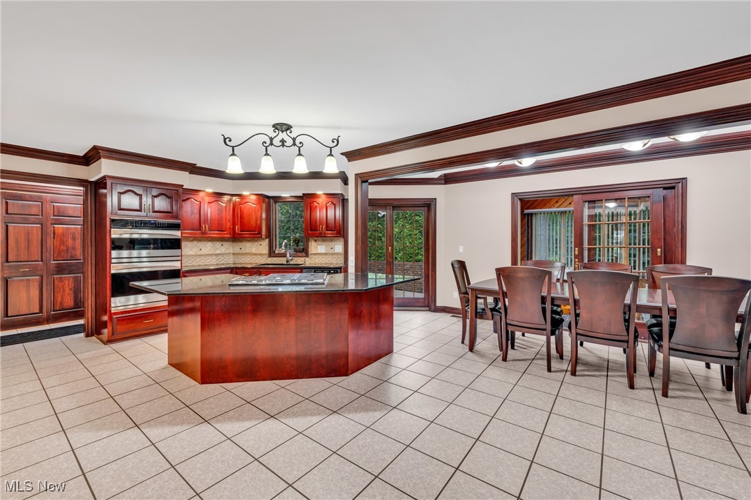 3133 Waterfall Way Westlake OH 44145