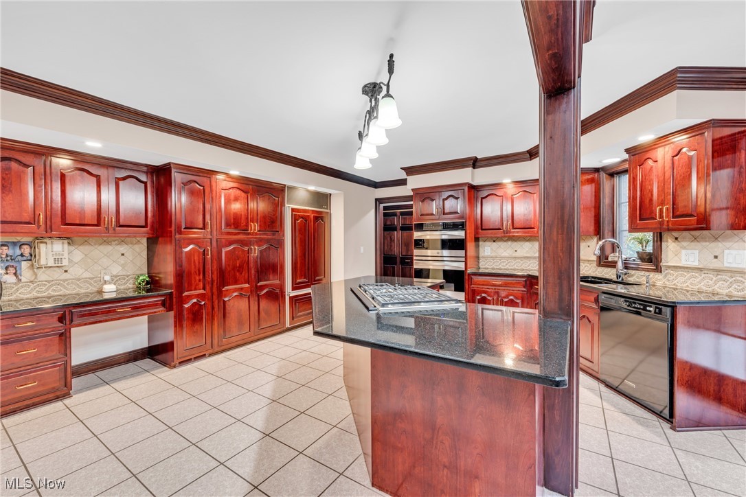 3133 Waterfall Way Westlake OH 44145