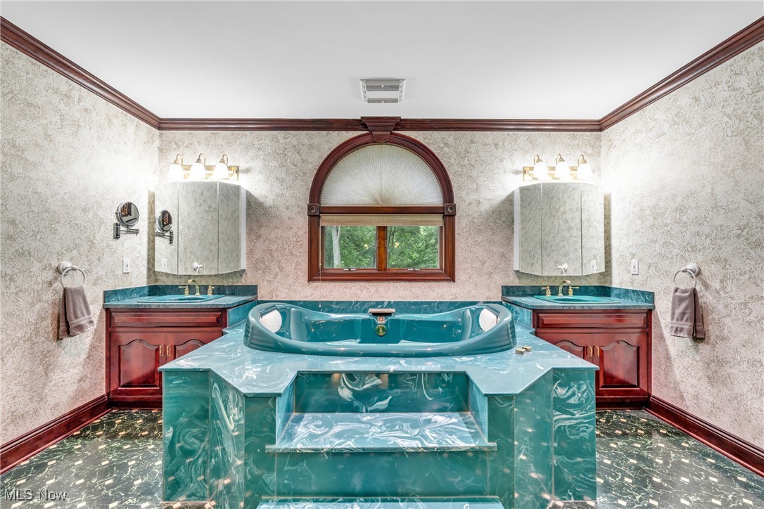 3133 Waterfall Way Westlake OH 44145