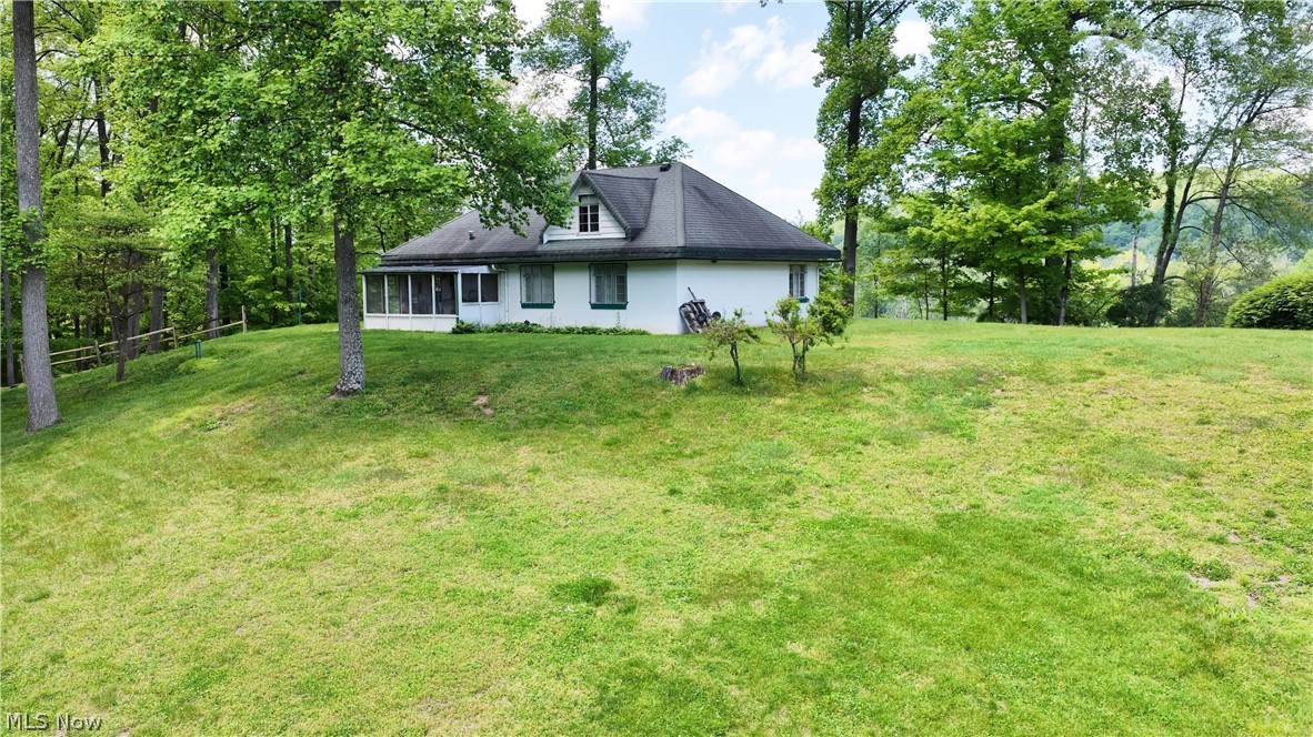 8690 Us Route 62 Killbuck OH 44637