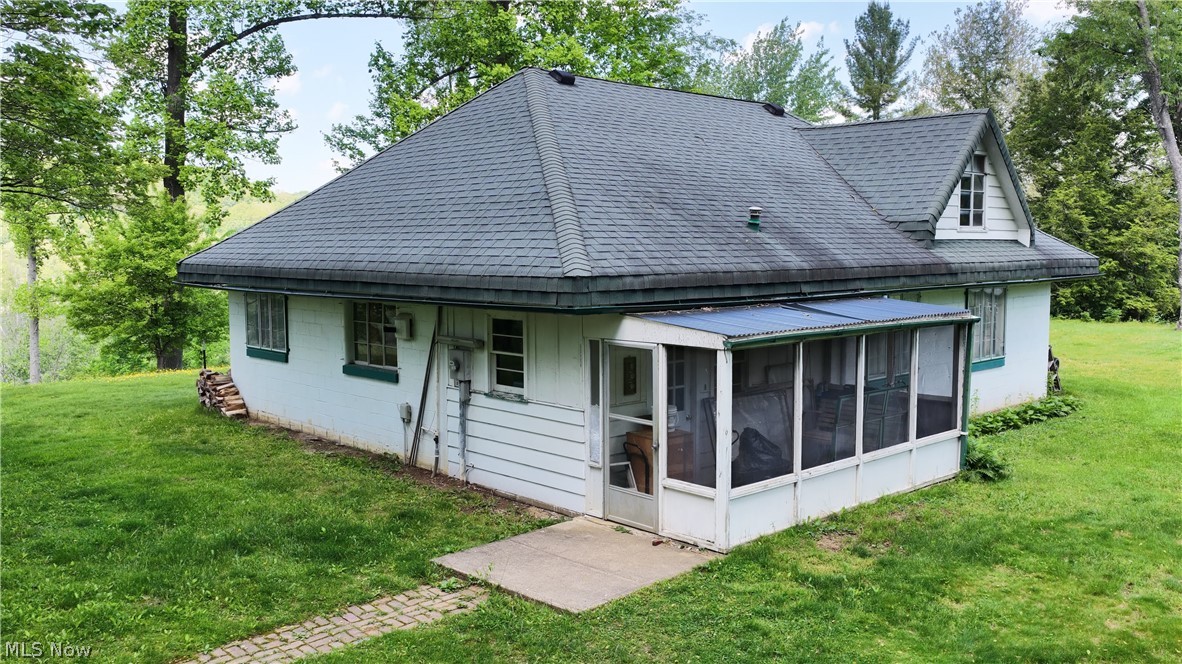 8690 Us Route 62 Killbuck OH 44637