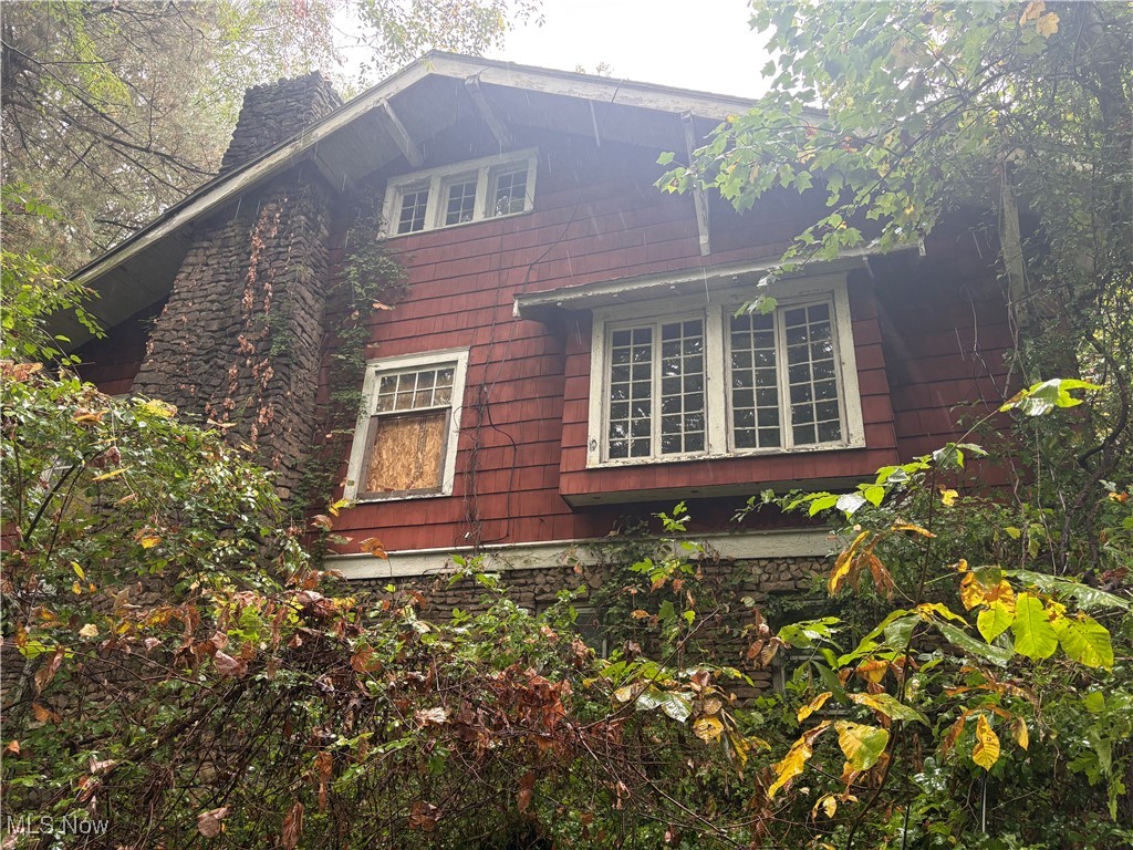 737 Vernon Odom Boulevard Akron OH 44307