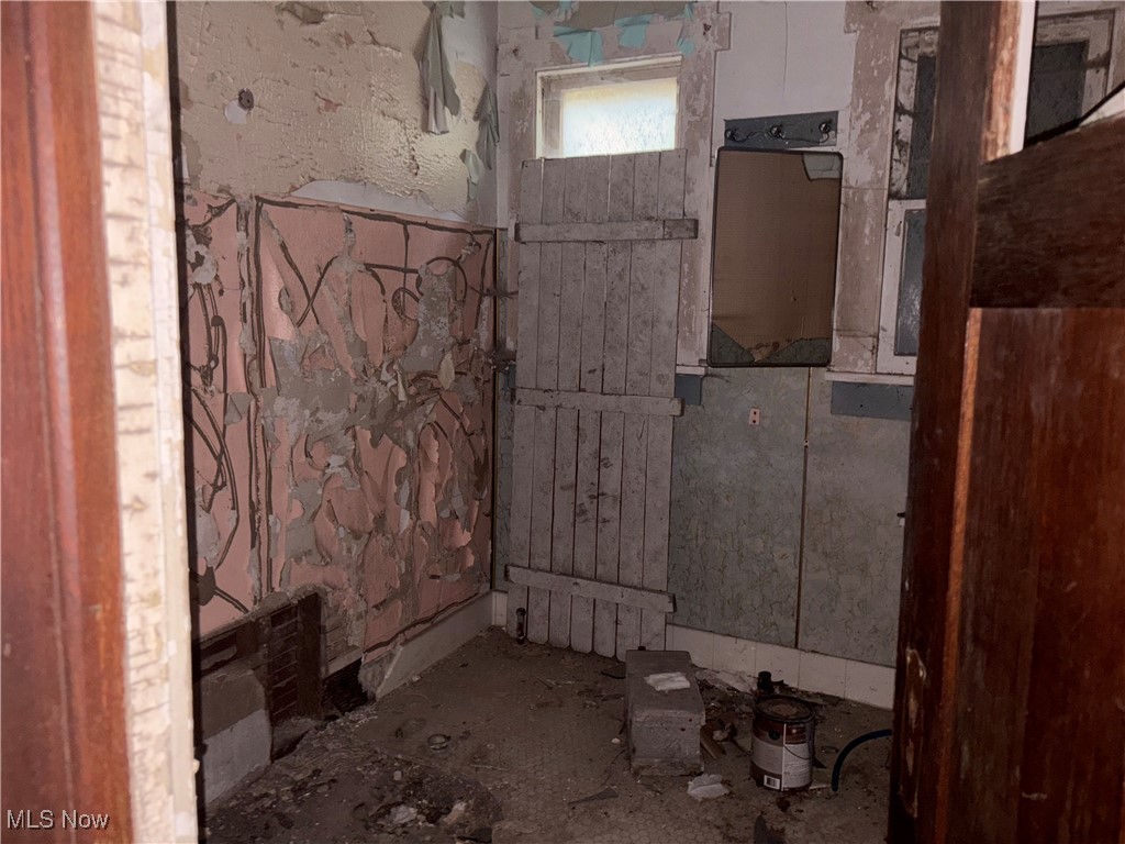 737 Vernon Odom Boulevard Akron OH 44307