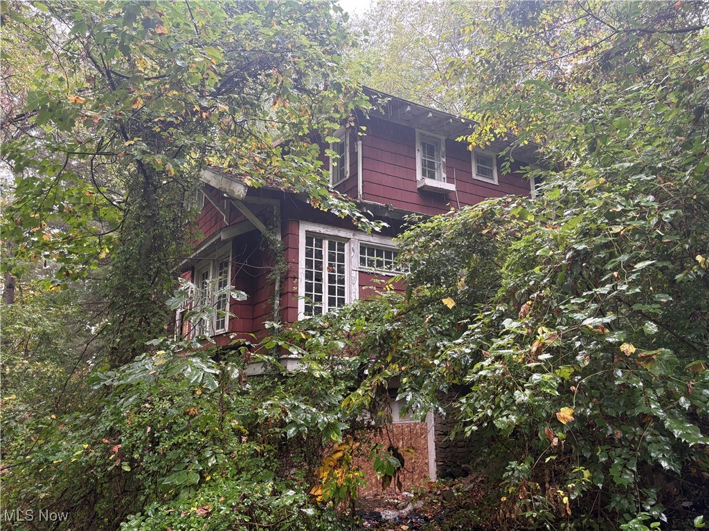 737 Vernon Odom Boulevard Akron OH 44307