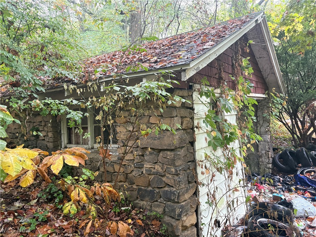 737 Vernon Odom Boulevard Akron OH 44307