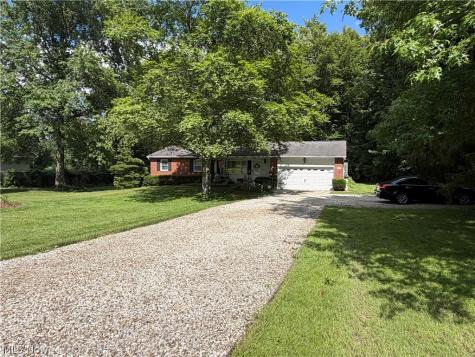 3615 Easton Road Norton OH 44203