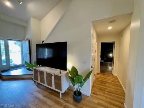 38445 Westminster Lane Willoughby OH 44094