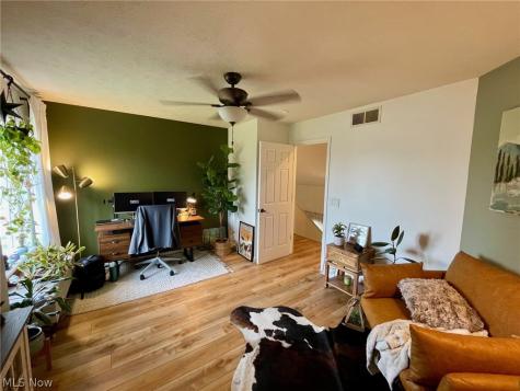38445 Westminster Lane Willoughby OH 44094