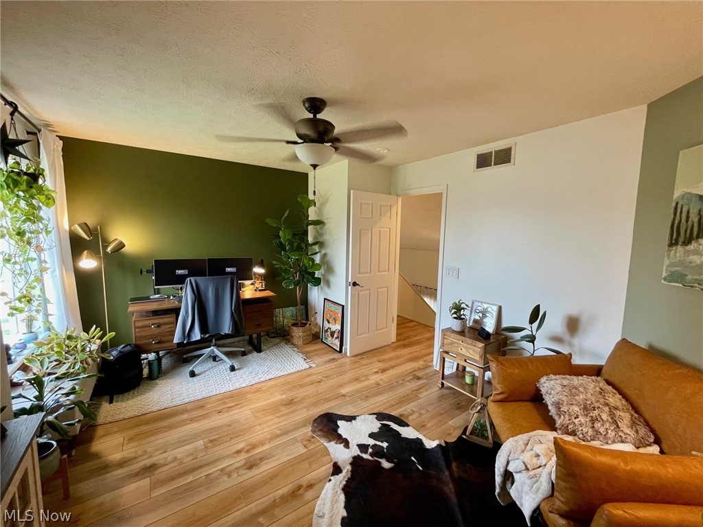 38445 Westminster Lane Willoughby OH 44094