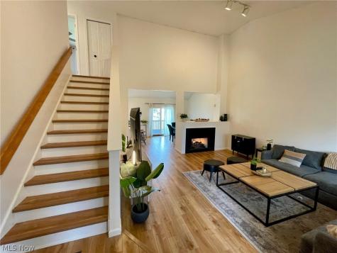 38445 Westminster Lane Willoughby OH 44094