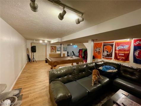 38445 Westminster Lane Willoughby OH 44094