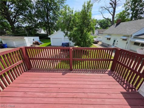 3909 Burger Avenue Cleveland OH 44109
