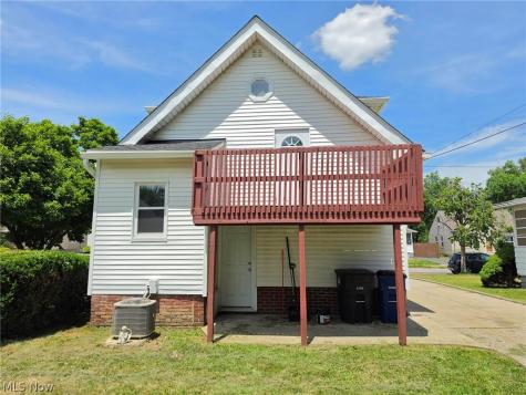 3909 Burger Avenue Cleveland OH 44109