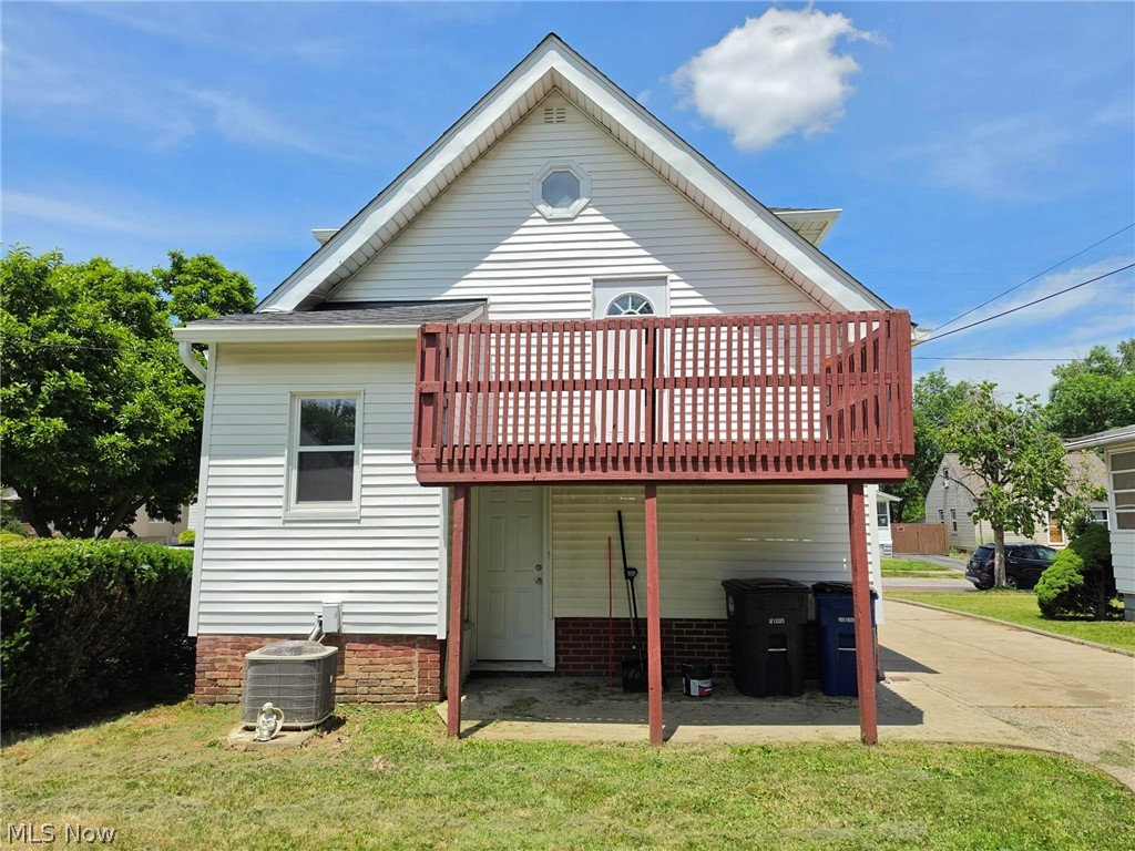 3909 Burger Avenue Cleveland OH 44109