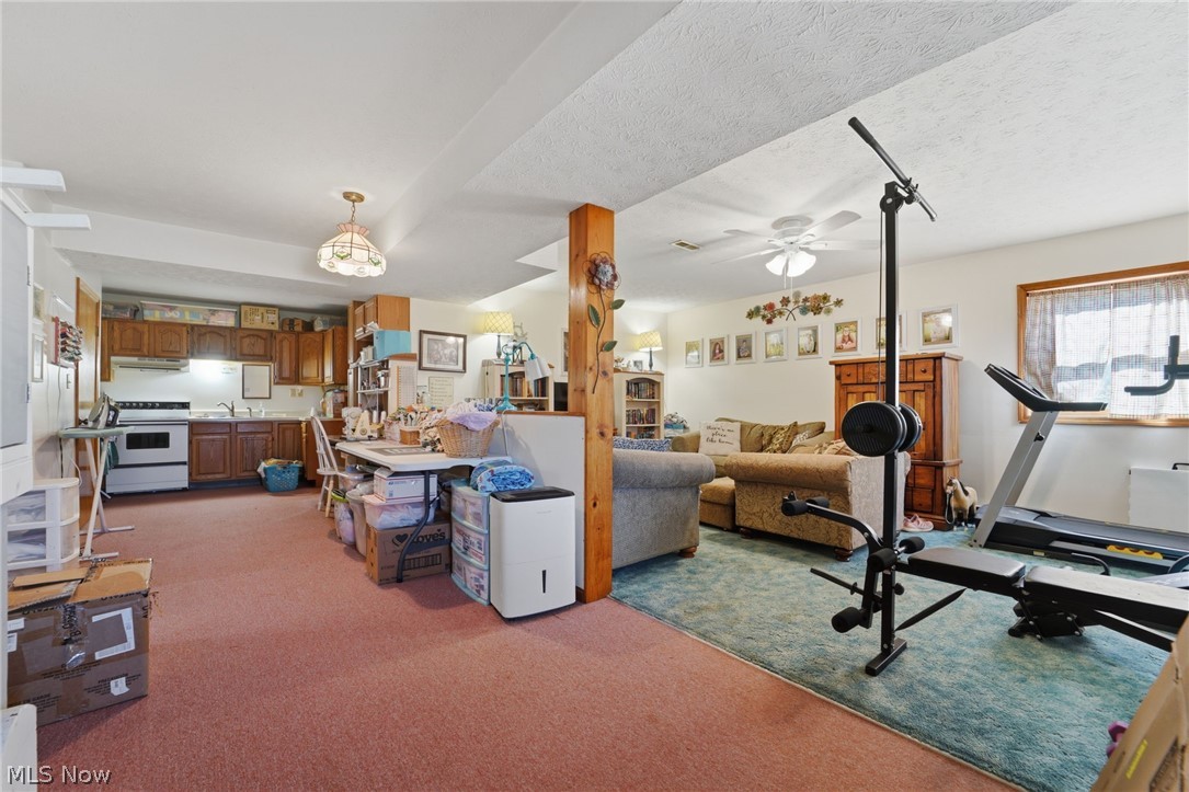 2932 Sexton Road Geneva OH 44041