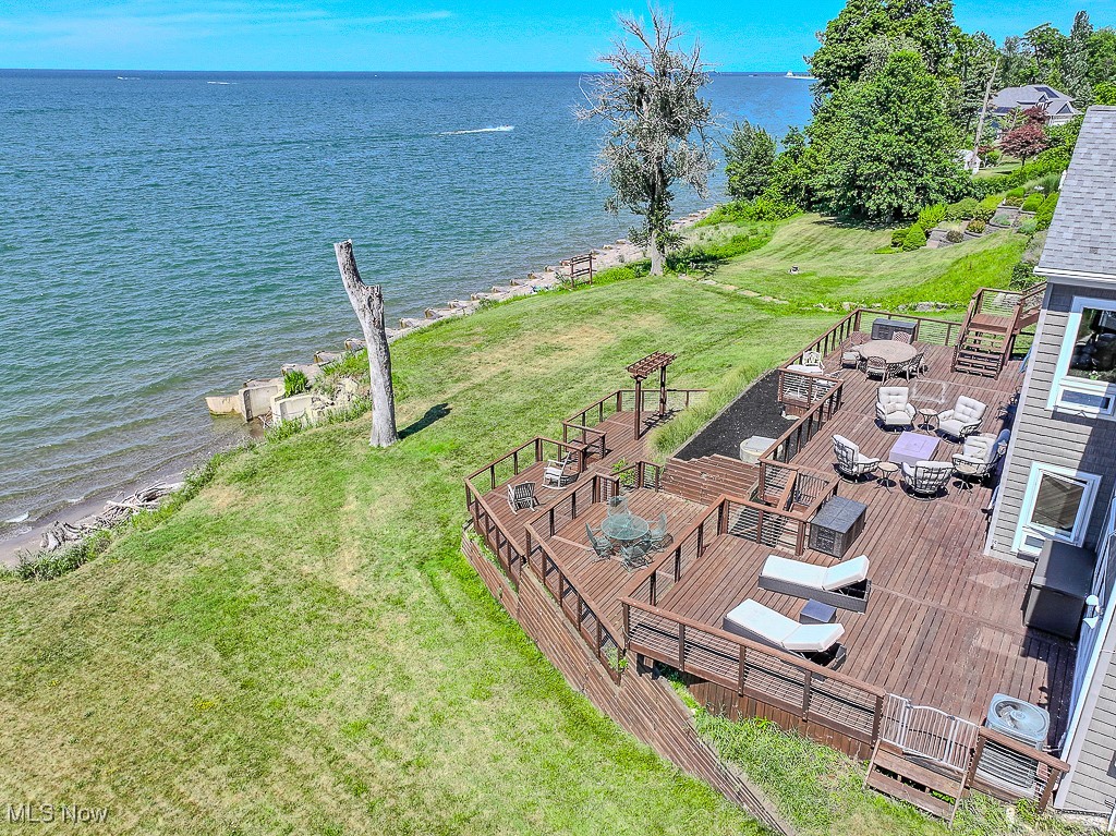 9385 Headlands Road Mentor OH 44060