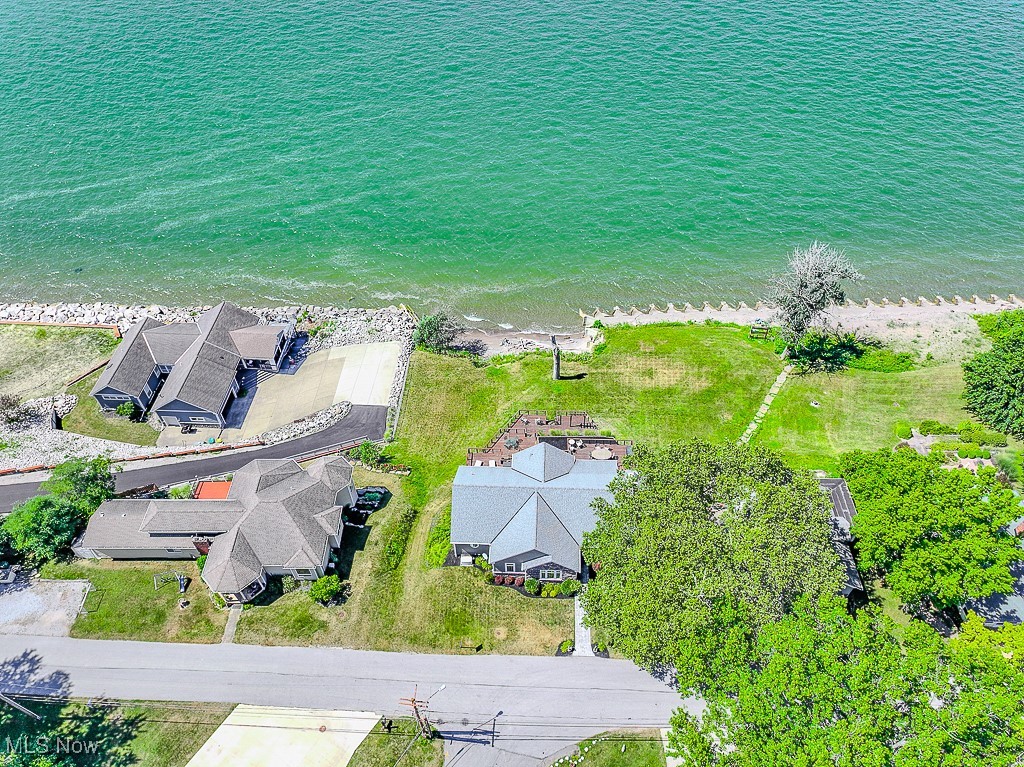 9385 Headlands Road Mentor OH 44060