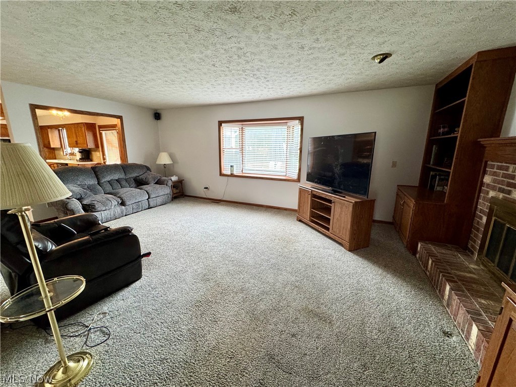 6385 Harbor Drive NW Canton OH 44718