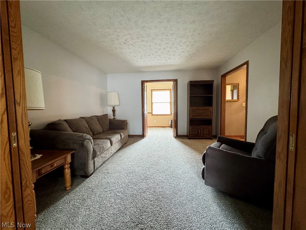 6385 Harbor Drive NW Canton OH 44718