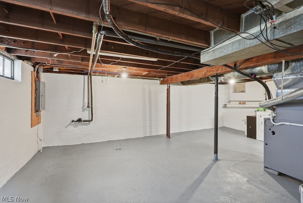 7605 Macedonia Road Oakwood Village OH 44146