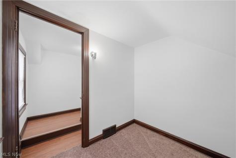 1920 Gibbs Avenue NE Canton OH 44714