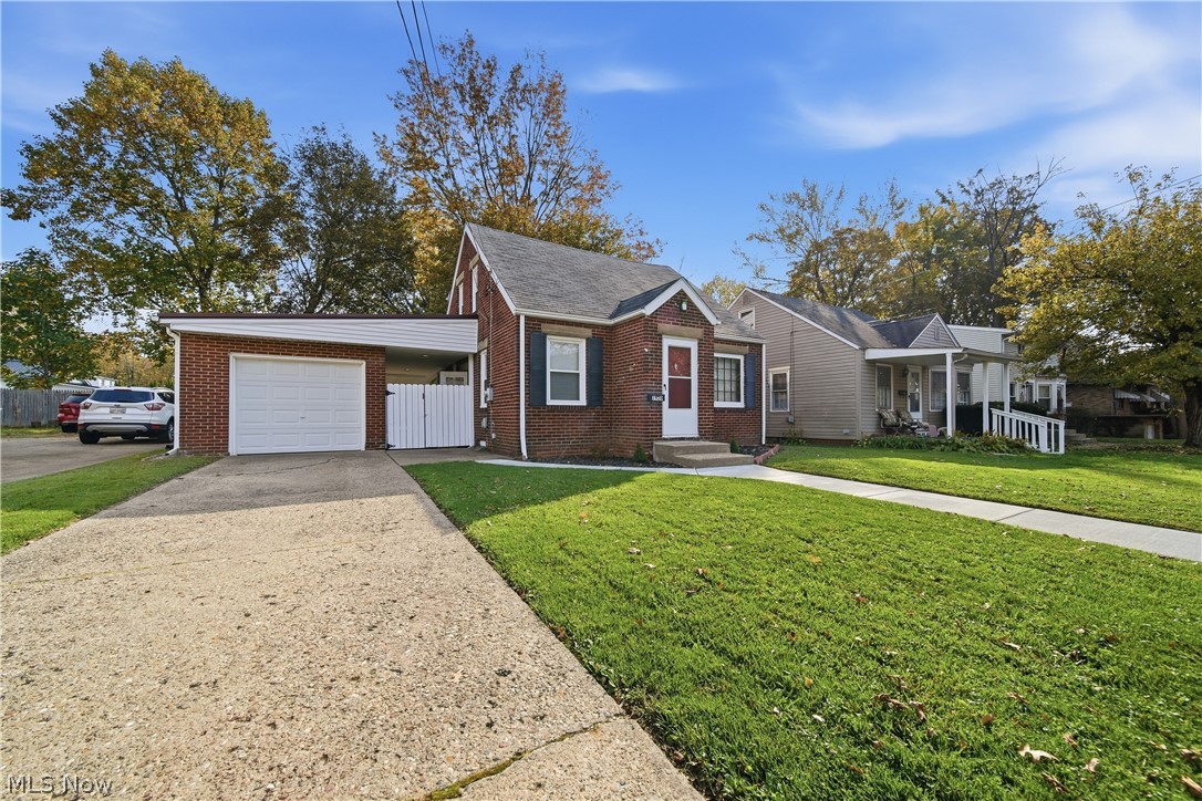 1920 Gibbs Avenue NE Canton OH 44714