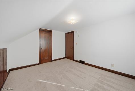 1920 Gibbs Avenue NE Canton OH 44714