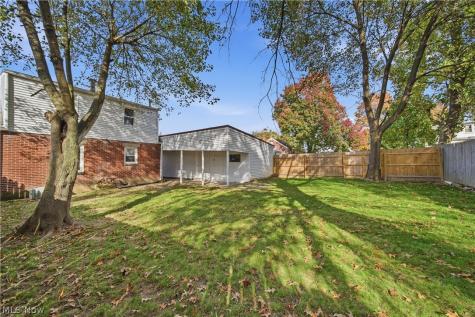 1920 Gibbs Avenue NE Canton OH 44714