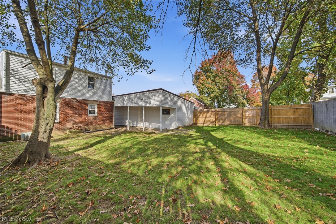 1920 Gibbs Avenue NE Canton OH 44714
