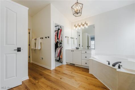 649 Continental Drive Northfield OH 44067