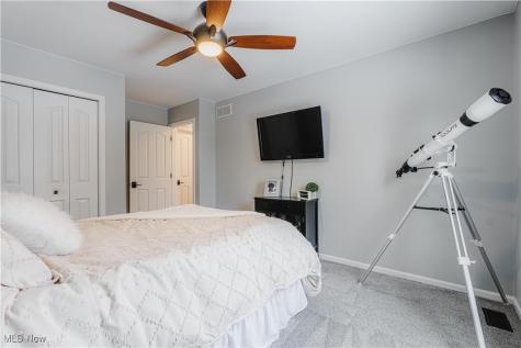 649 Continental Drive Northfield OH 44067