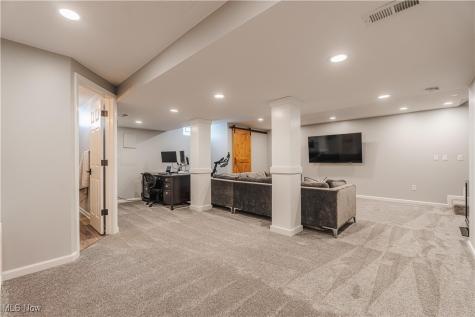 649 Continental Drive Northfield OH 44067