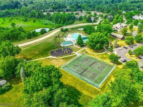 649 Continental Drive Northfield OH 44067