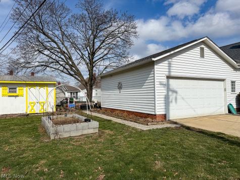 1554 Rush Road Wickliffe OH 44092