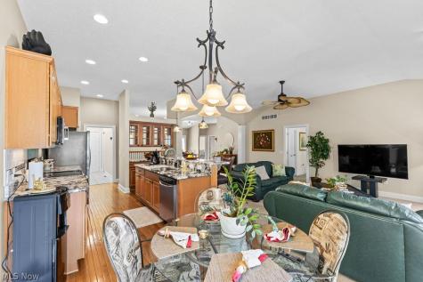 847 Heron Lakes Circle Cuyahoga Falls OH 44223