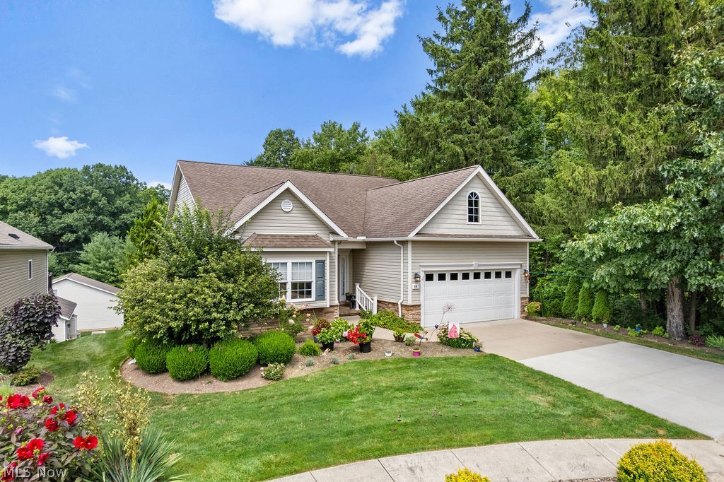 847 Heron Lakes Circle Cuyahoga Falls OH 44223
