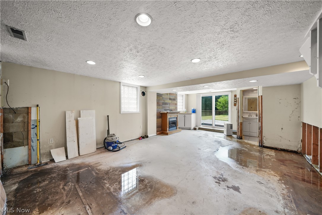 6186 Stone Road Hudson OH 44236