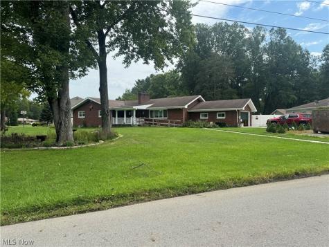 59 Lakeshore Drive Youngstown OH 44511