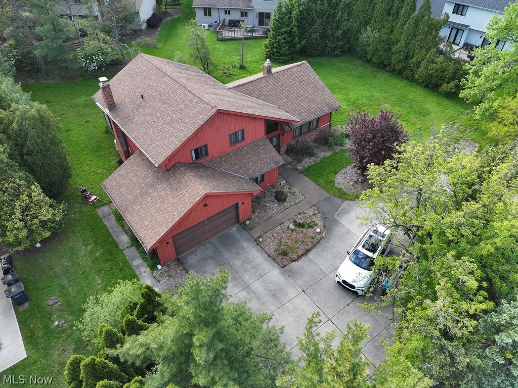 2910 Richmond Road Beachwood OH 44122